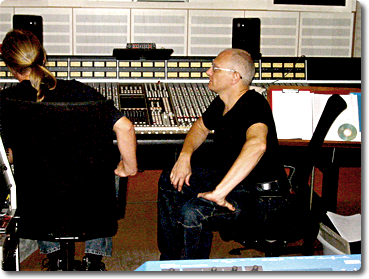 Georg als Produzent im Studio